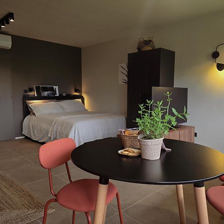 Civicoventisei Apartment Калчераника ал Лаго Екстериор снимка